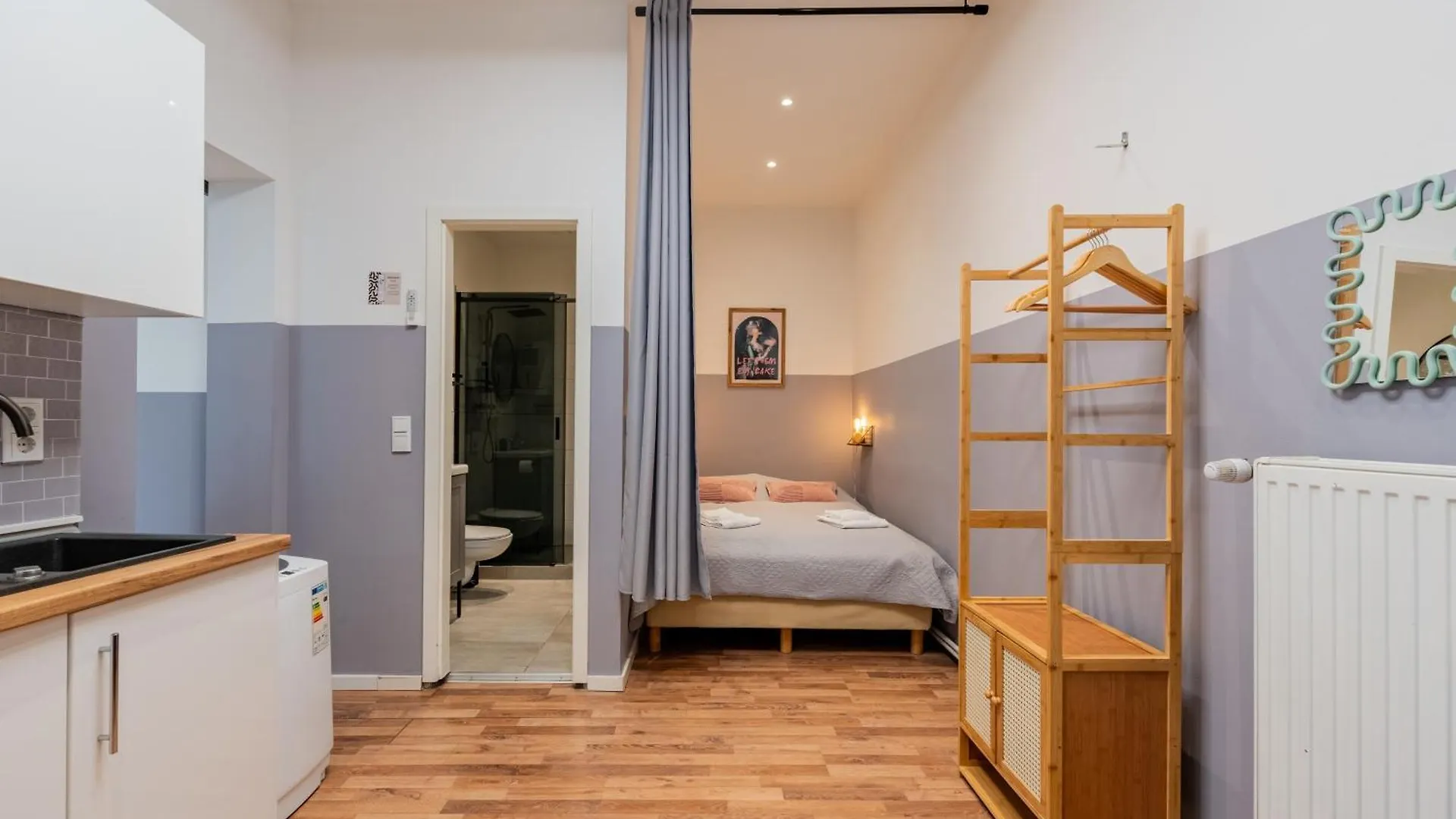 Central 2 Bedroom Flat In Trendy Area / Self Check-In Βερολίνο