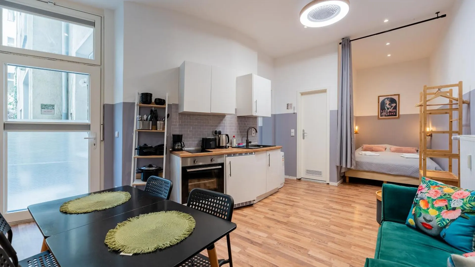 Διαμέρισμα Central 2 Bedroom Flat In Trendy Area / Self Check-In Βερολίνο